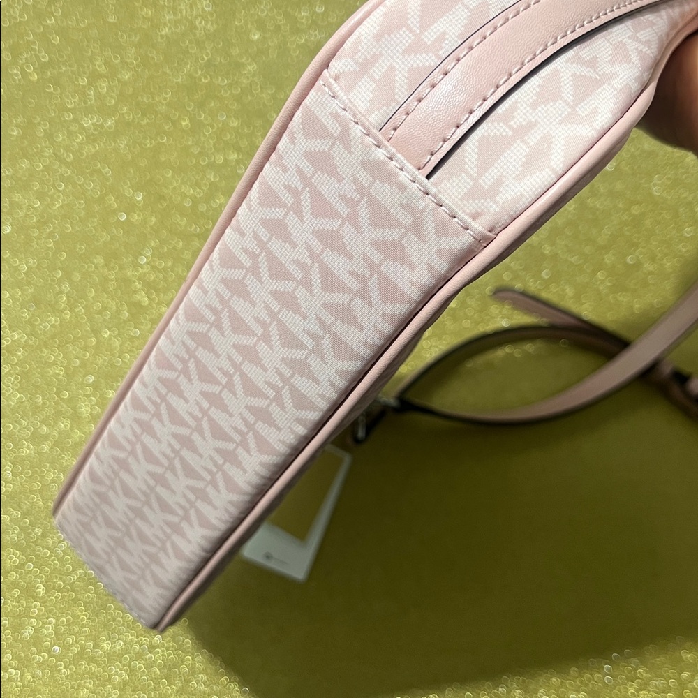 New Michael Kors Jet Set Small Pochette Nylon Crossbody - Picture 10 of 17